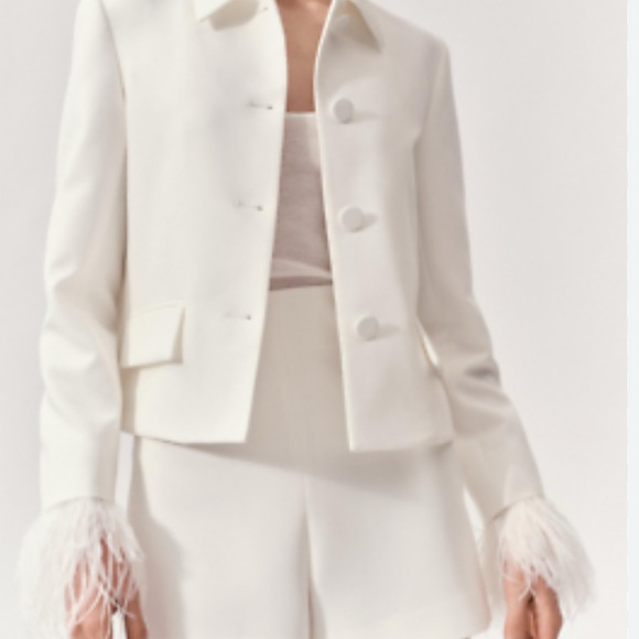 ZARA White Short Blazer Jacket with Feathers Size L 2853/948 Blogger Fave - Picture 1 of 8
